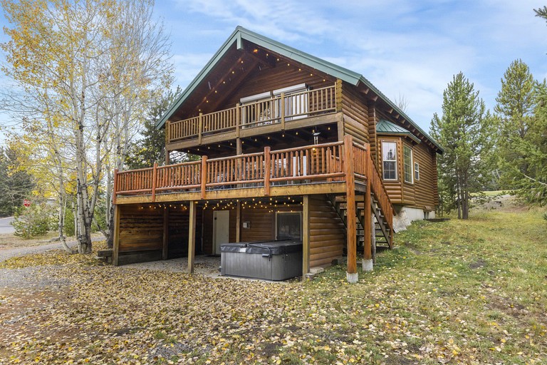 Cabins (United States of America, Island Park, Idaho)