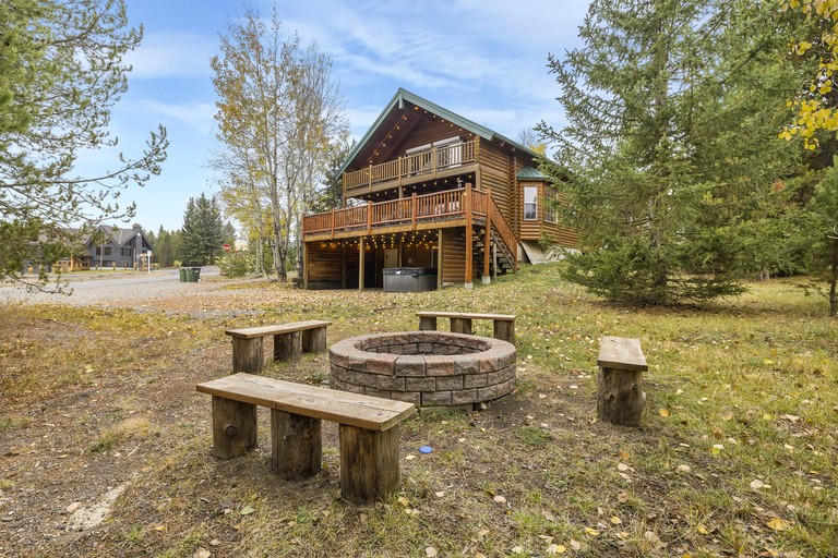 Cabins (United States of America, Island Park, Idaho)