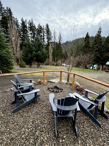 Cabins (United States of America, Idleyld Park, Oregon)