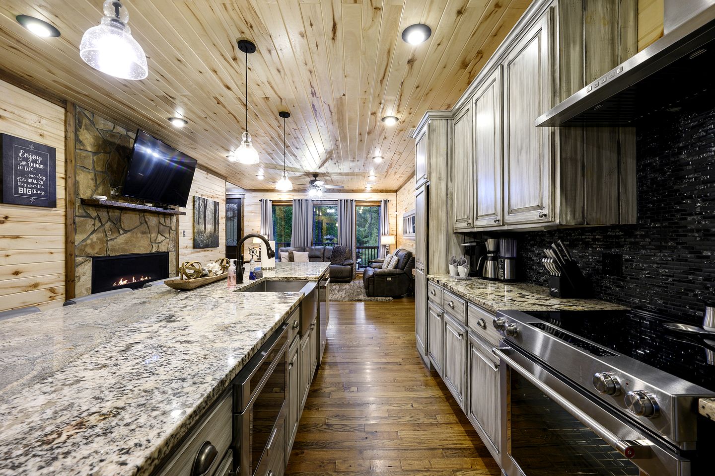 Modern Two-Story Cabin with Hot Tub, Game Loft & Fire Pit in Southeast Oklahoma