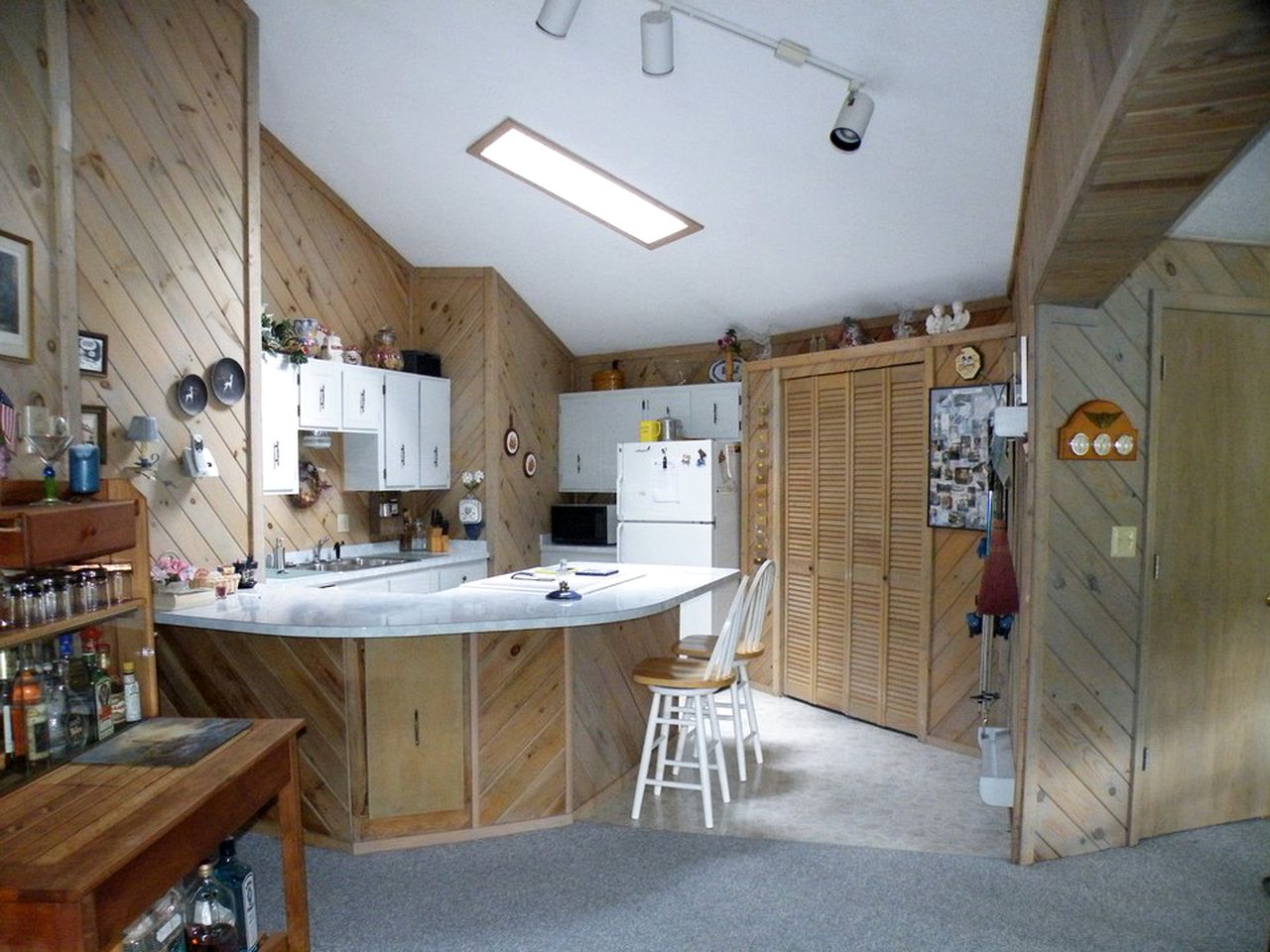 Unique Cabin Rental with Stunning Panoramic Views in Beech Mountain