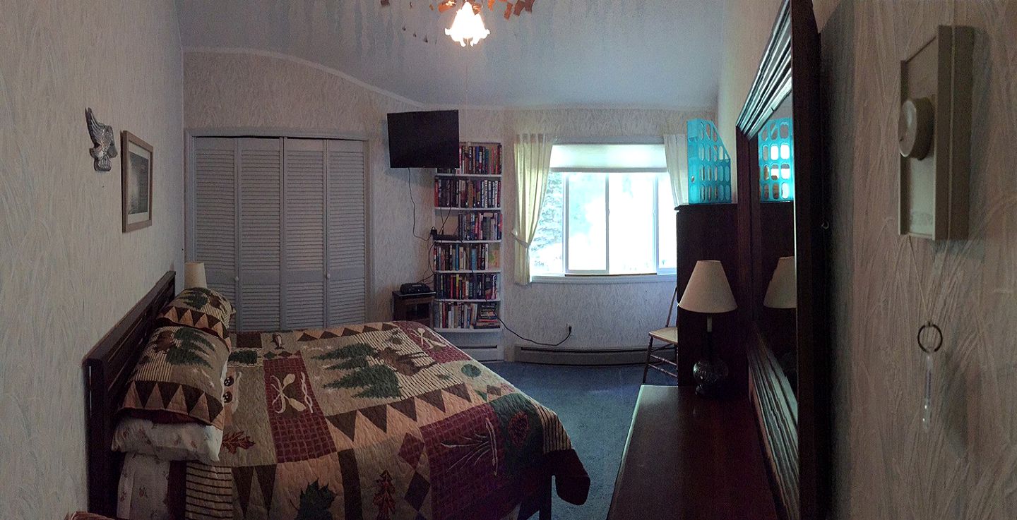 Unique Cabin Rental with Stunning Panoramic Views in Beech Mountain