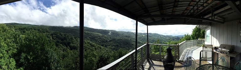 Cabins (Beech Mountain, North Carolina, United States)