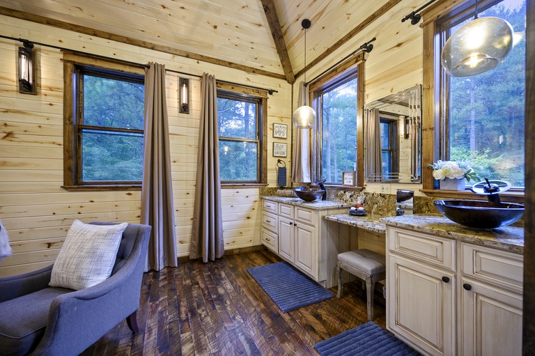 Cabins (United States of America, Broken Bow, Oklahoma)