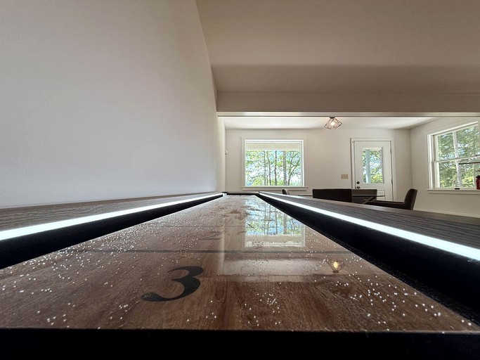 Cabins (United States of America, Casco, Maine)