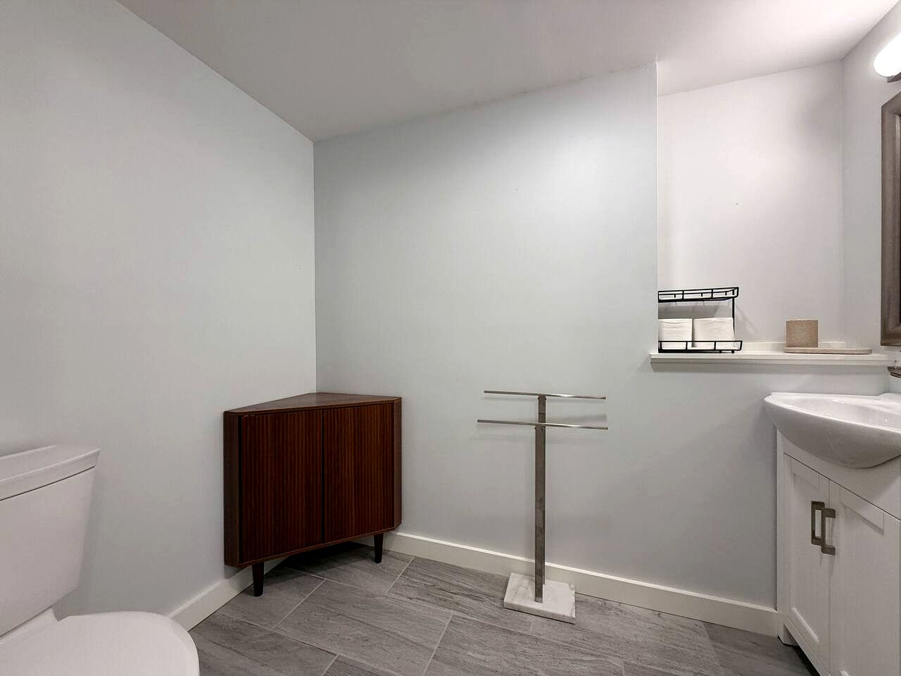 Enchanting Lakefront Cabin Retreat with Hot Tub and Fire Pit on Sebago Lake in Maine