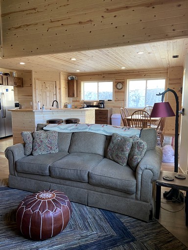 Barns (United States of America, Cameron, Montana)