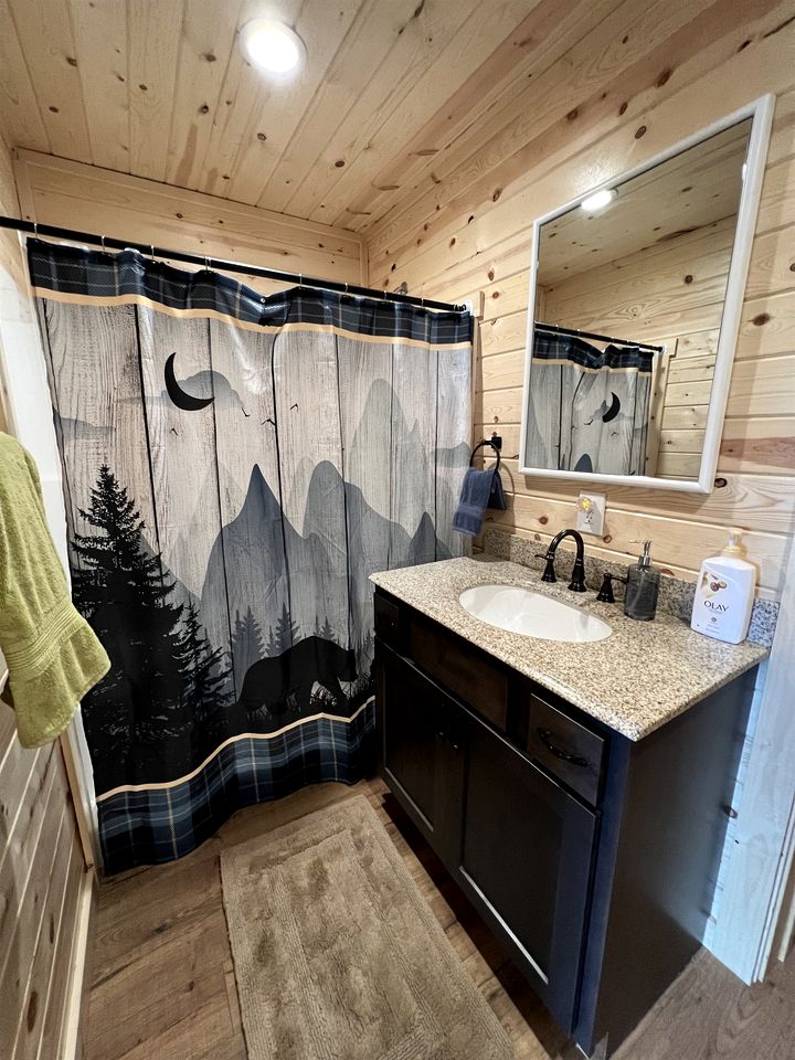 Unique Rustic Barn Retreat with Game Room near Yellowstone in Ennis, Montana