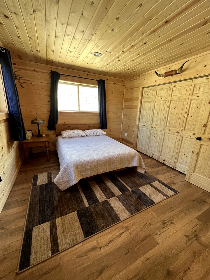Unique Rustic Barn Retreat with Game Room near Yellowstone in Ennis, Montana