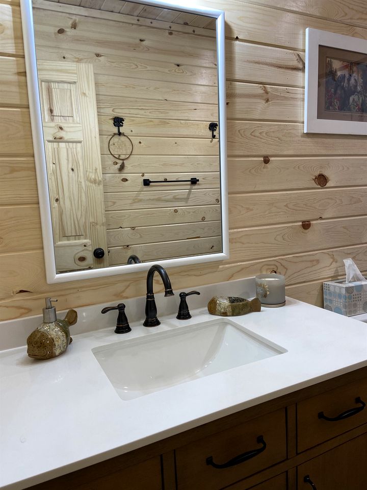 Unique Rustic Barn Retreat with Game Room near Yellowstone in Ennis, Montana