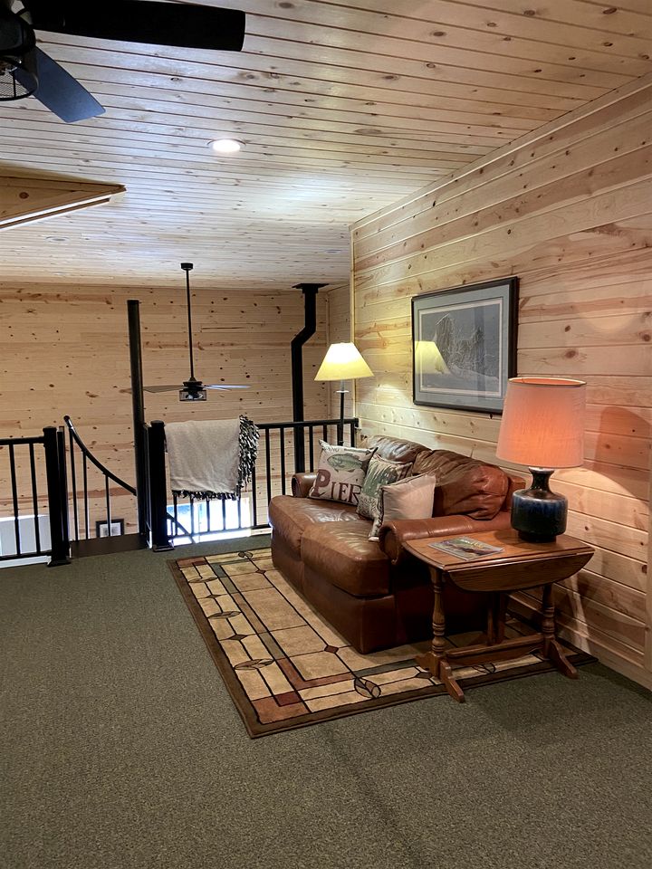 Unique Rustic Barn Retreat with Game Room near Yellowstone in Ennis, Montana