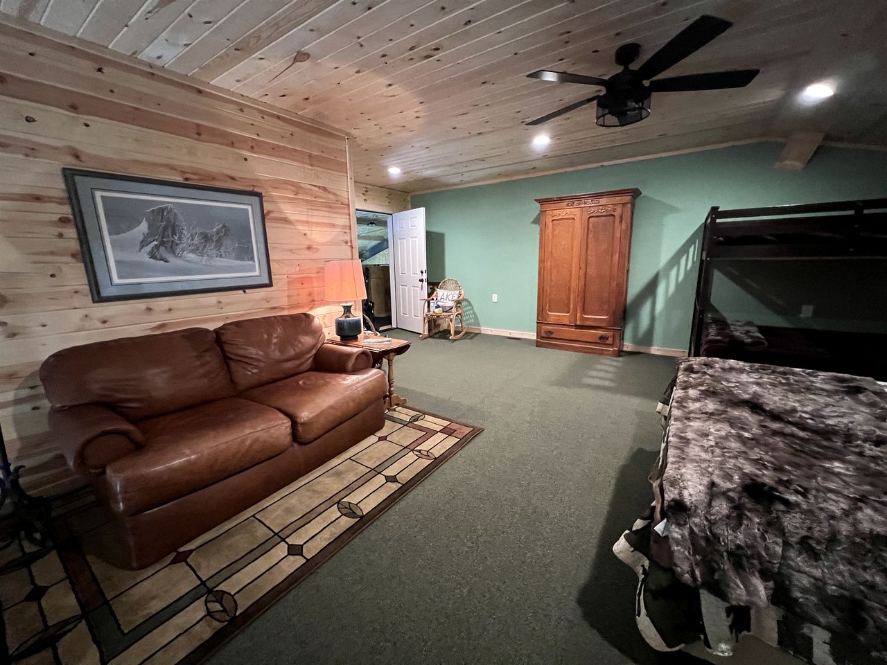 Unique Rustic Barn Retreat with Game Room near Yellowstone in Ennis, Montana