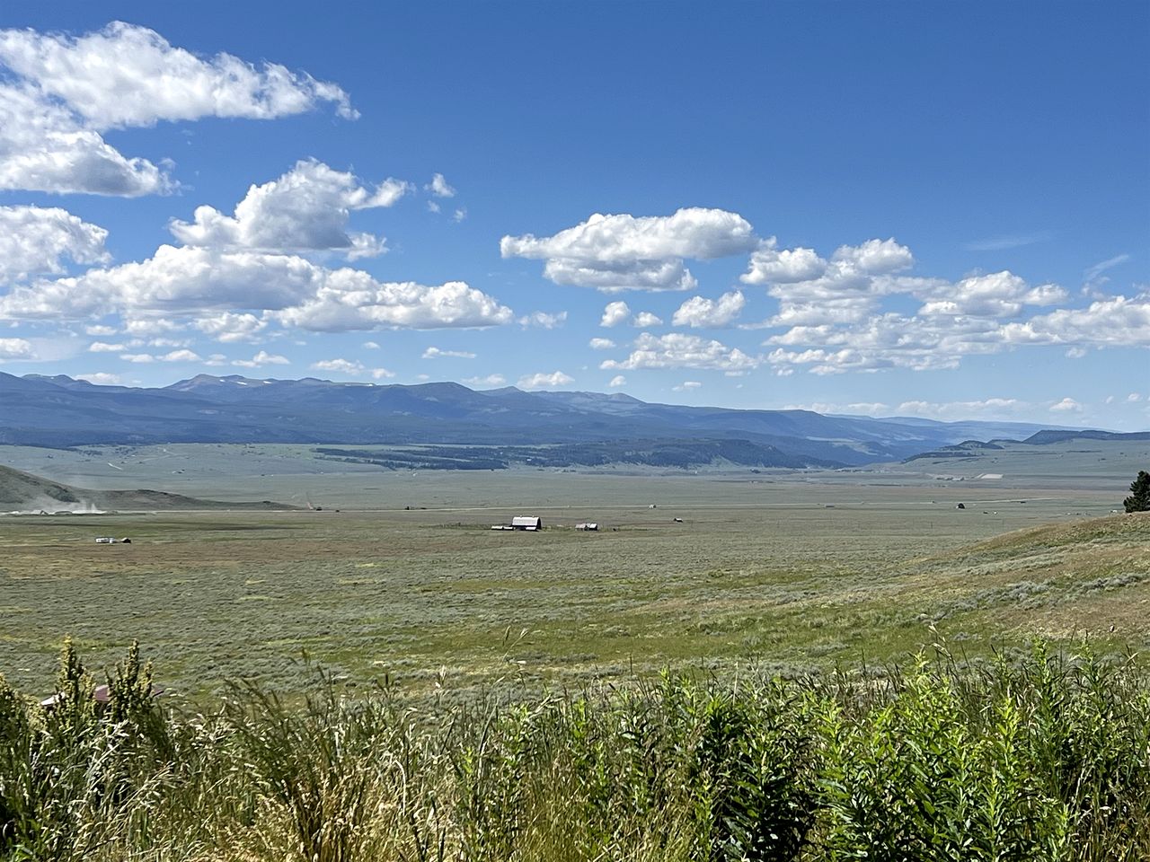 Unique Rustic Barn Retreat with Game Room near Yellowstone in Ennis, Montana