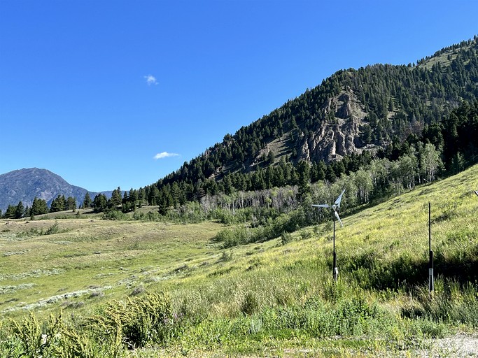 Barns (United States of America, Cameron, Montana)