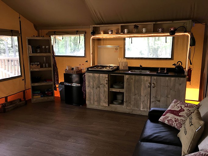 Safari Tents (Balcombe, England, United Kingdom)