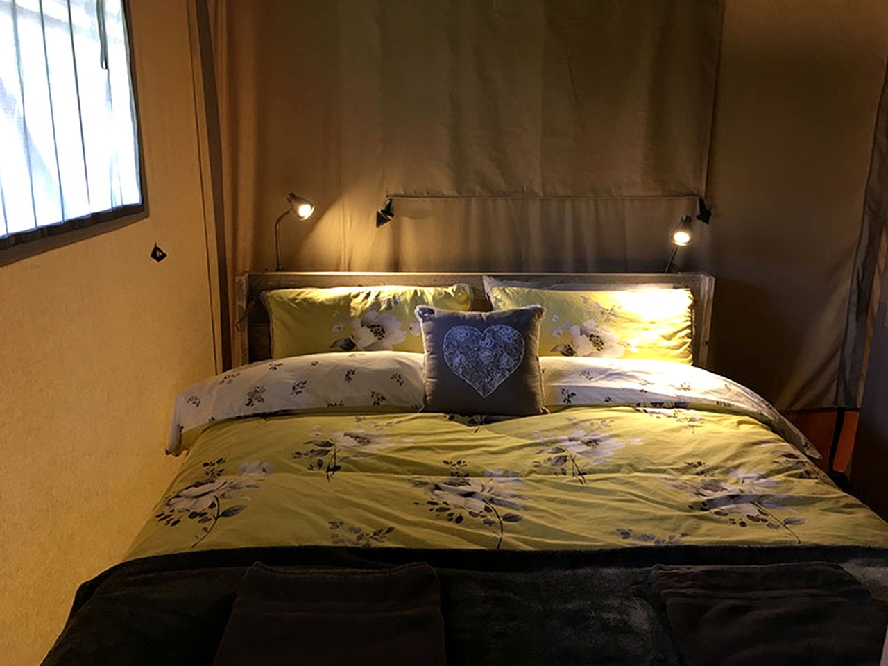 Charming Safari Tent for a Glamping Getaway near Ashdown Forest, England