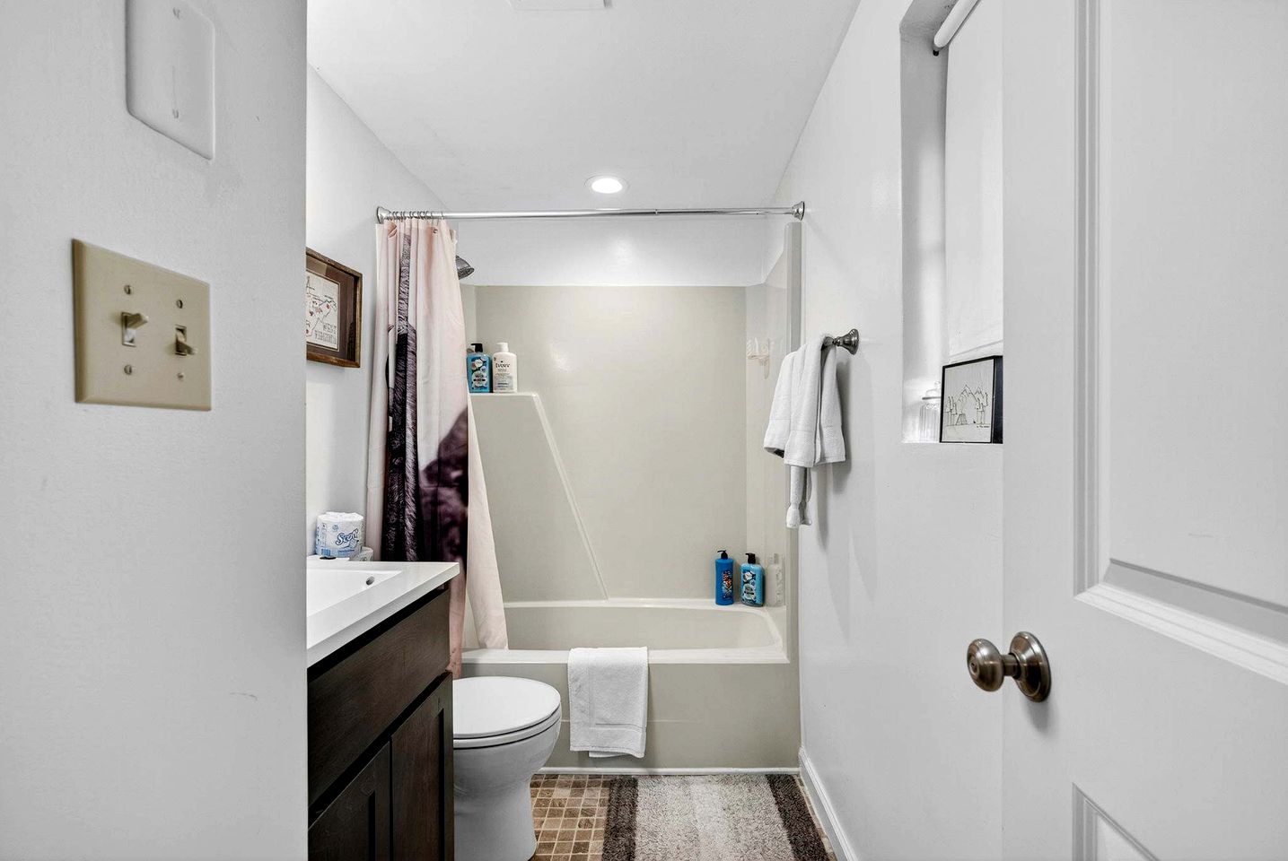 Cozy Family Cabin with Bunkhouse & Fireplace Near The Woods Golf Resort | Hedgesville, WV