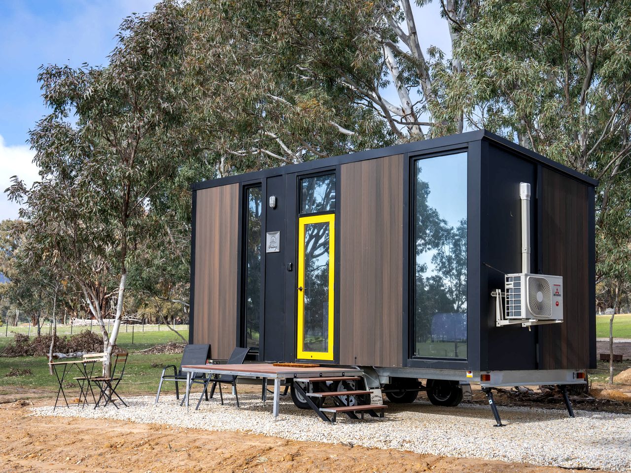 Rustic Tiny House Farm Stay Surrounded by Nature near Pyrenees Wine Region, Victoria