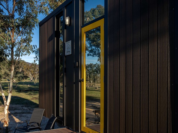 Tiny Houses (Australia, Warrenmang, Victoria)