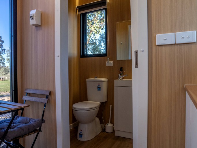 Tiny Houses (Australia, Warrenmang, Victoria)