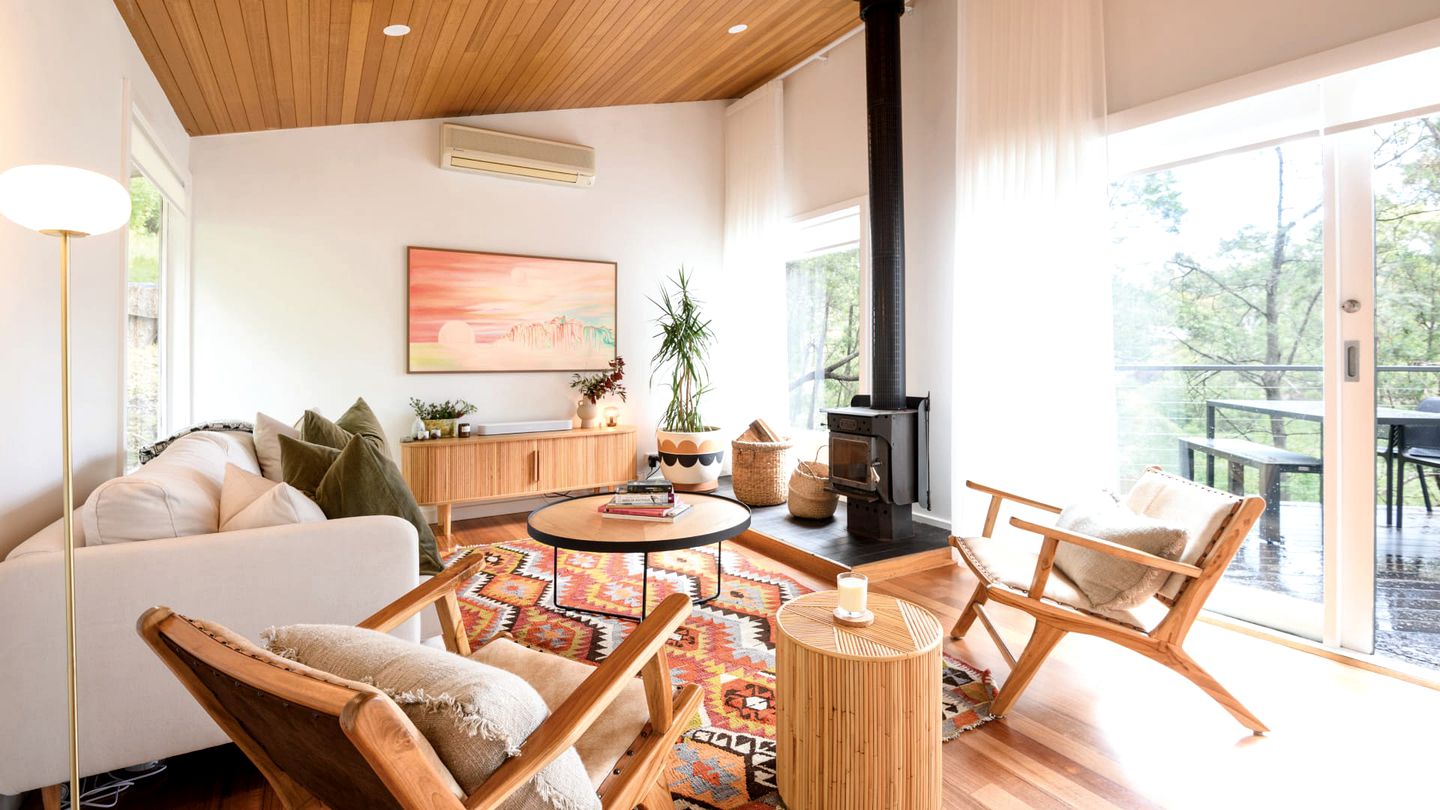 Amazing Vacation Rental with Fireplace in Hepburn Springs, Victoria