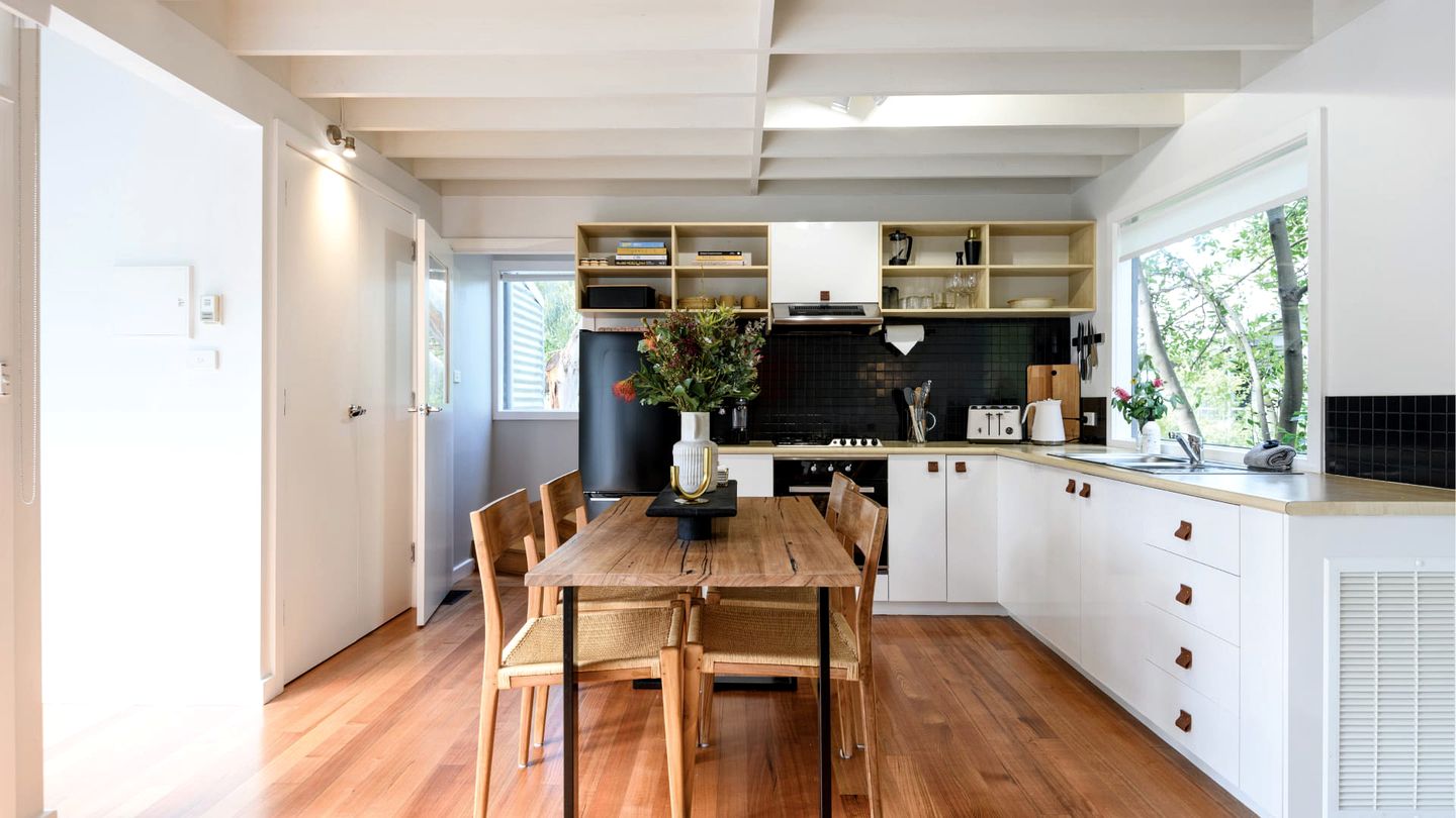 Amazing Vacation Rental with Fireplace in Hepburn Springs, Victoria