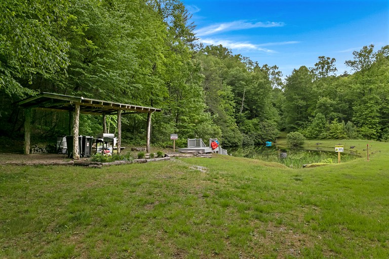 Yak Eco Camp Site 4, Bell Tents, Rosman, United States of America