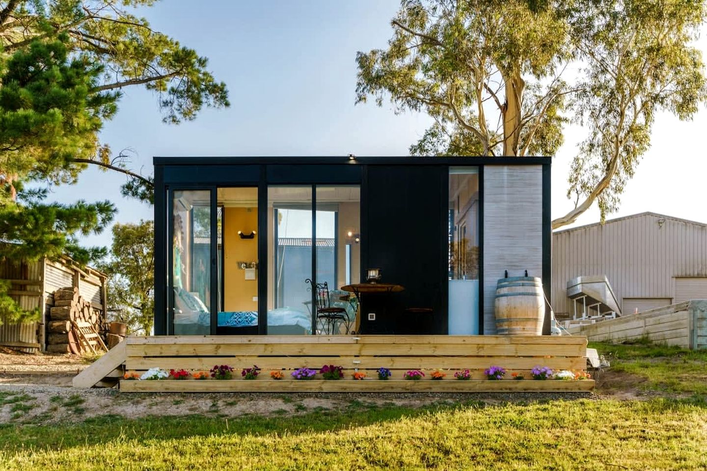 Tiny Houses (Australia, Dixons Creek, Victoria)