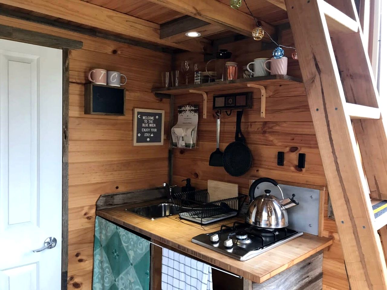 Yarra Valley Tiny House for Eco-Friendly Glamping in Victoria