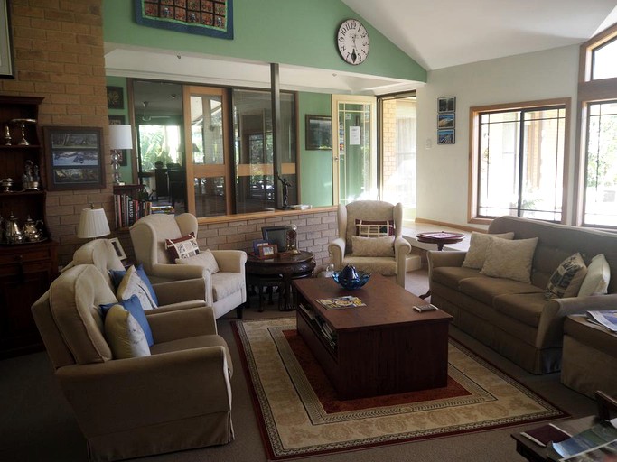 Nature Lodges (Yarrahapinni, New South Wales, Australia)