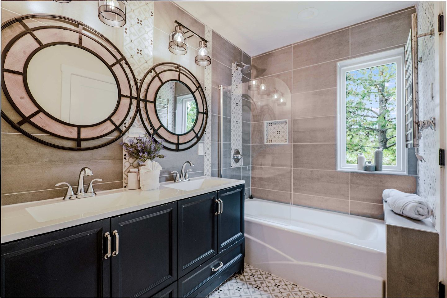 Luxurious Mountain Retreat with Hot Tub & Game Room near Downtown Breckenridge, Colorado