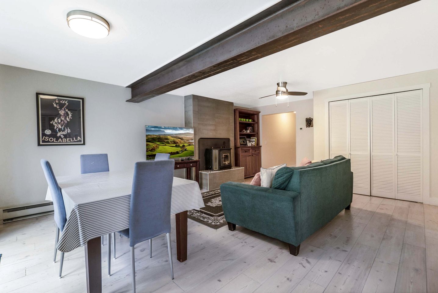Luxurious Mountain Retreat with Hot Tub & Game Room near Downtown Breckenridge, Colorado