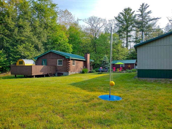 Cabins (United States of America, Margaretville, New York)