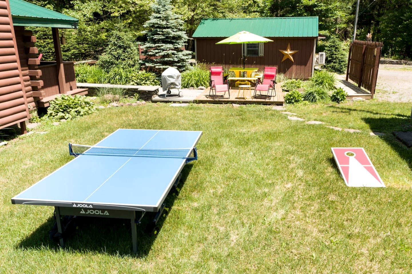 Charming Bluestone Hideaway with Sauna & Private Fire Pit in Margaretville, New York