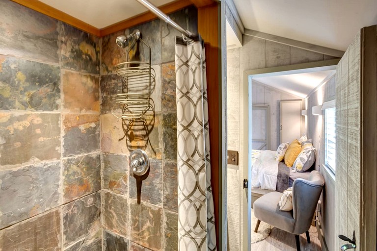 Cabins (United States of America, Margaretville, New York)