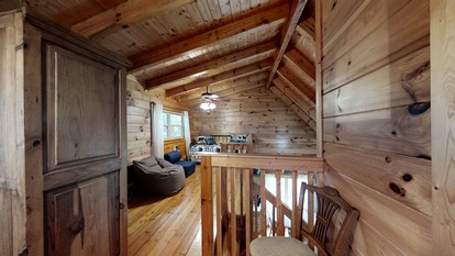 Yellow Cabin on the River photo 4