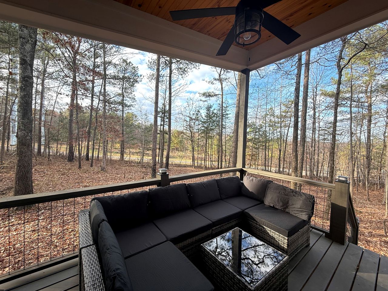 Stylish Modern Getaway with Fire Pit near DeSoto Falls in Mentone, AL