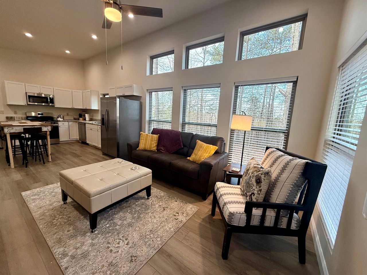 Stylish Modern Getaway with Fire Pit near DeSoto Falls in Mentone, AL