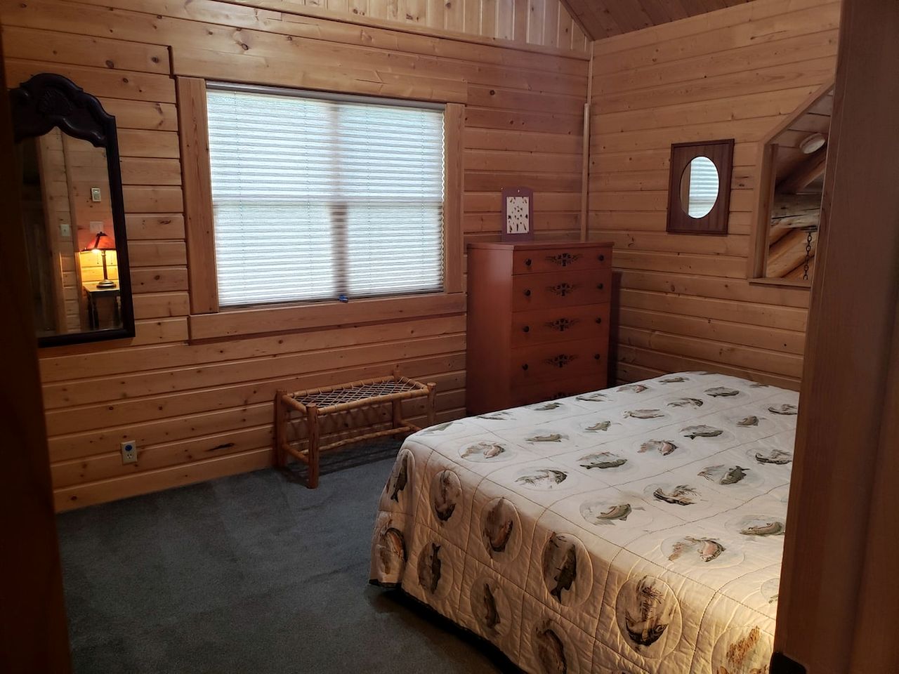 Spacious Log Cabin Retreat with Game Room & Hot Tub Near Island Park, Idaho