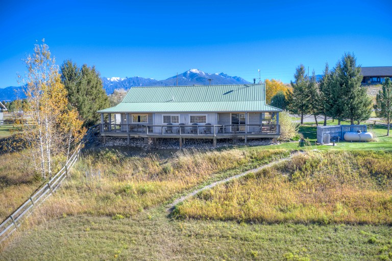 Wonderful River Cottage with Great Hiking Trails in Montana