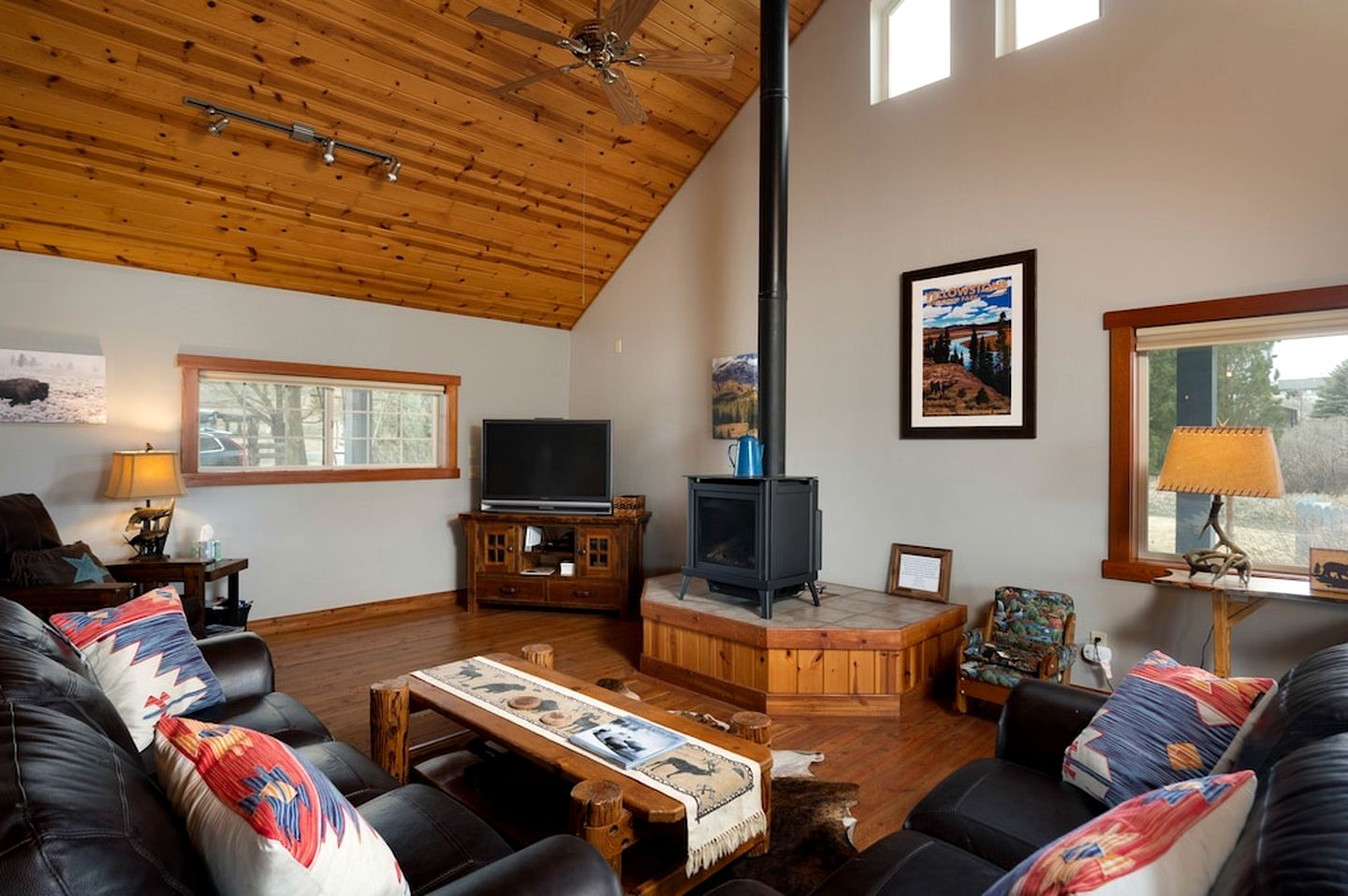 Wonderful River Cottage with Great Hiking Trails in Montana