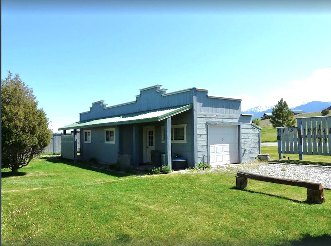 Wonderful River Cottage with Great Hiking Trails in Montana