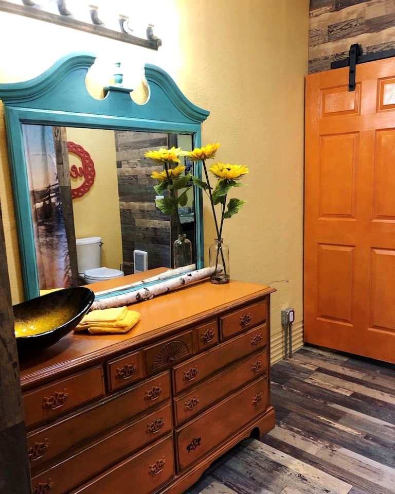 Stylish Tiny House Vacation Rental in Swan Valley, ID near Jackson Hole