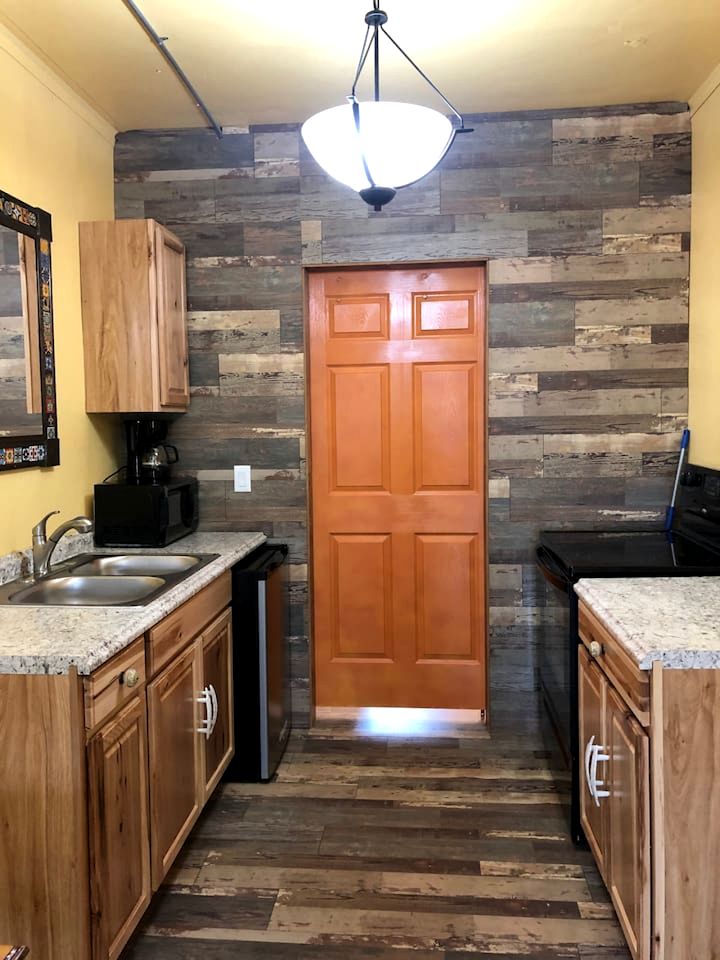 Stylish Tiny House Vacation Rental in Swan Valley, ID near Jackson Hole