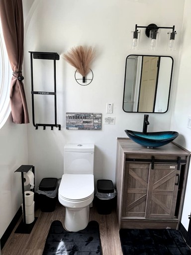 Tiny Houses (United States of America, Littleton, North Carolina)