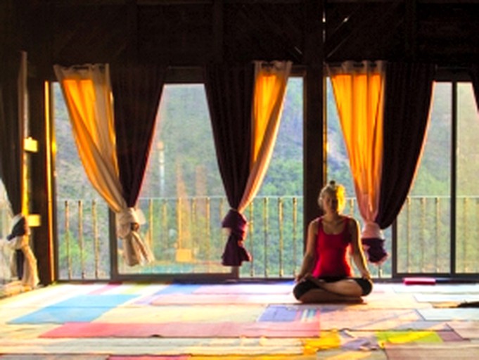 Cottages (Beira Baixo, Coimbra District, Portugal)