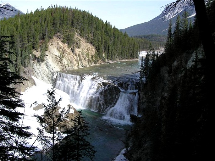 Log Cabins (Golden, British Columbia, Canada)