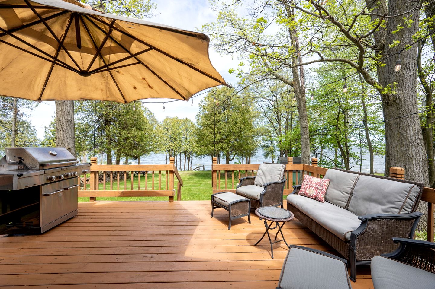 Cozy Lakefront Retreat | Fire Pit, Pet-Friendly & Scenic Views near Sturgeon Bay, WI