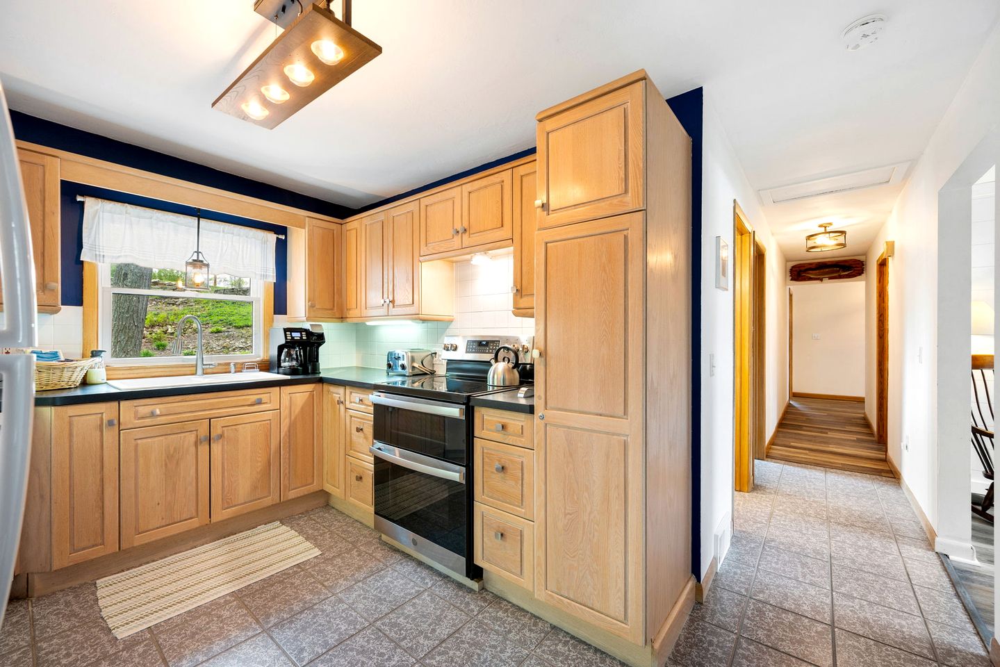 Cozy Lakefront Retreat | Fire Pit, Pet-Friendly & Scenic Views near Sturgeon Bay, WI