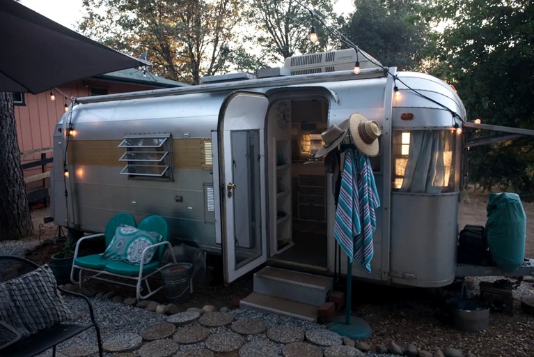 Airstreams (Oakhurst, California, United States)